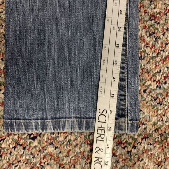 Theory Blue Medium Wash Mid-rise Distressed Ripped Straight Leg Jeans Size 32 - Picture 12 of 13